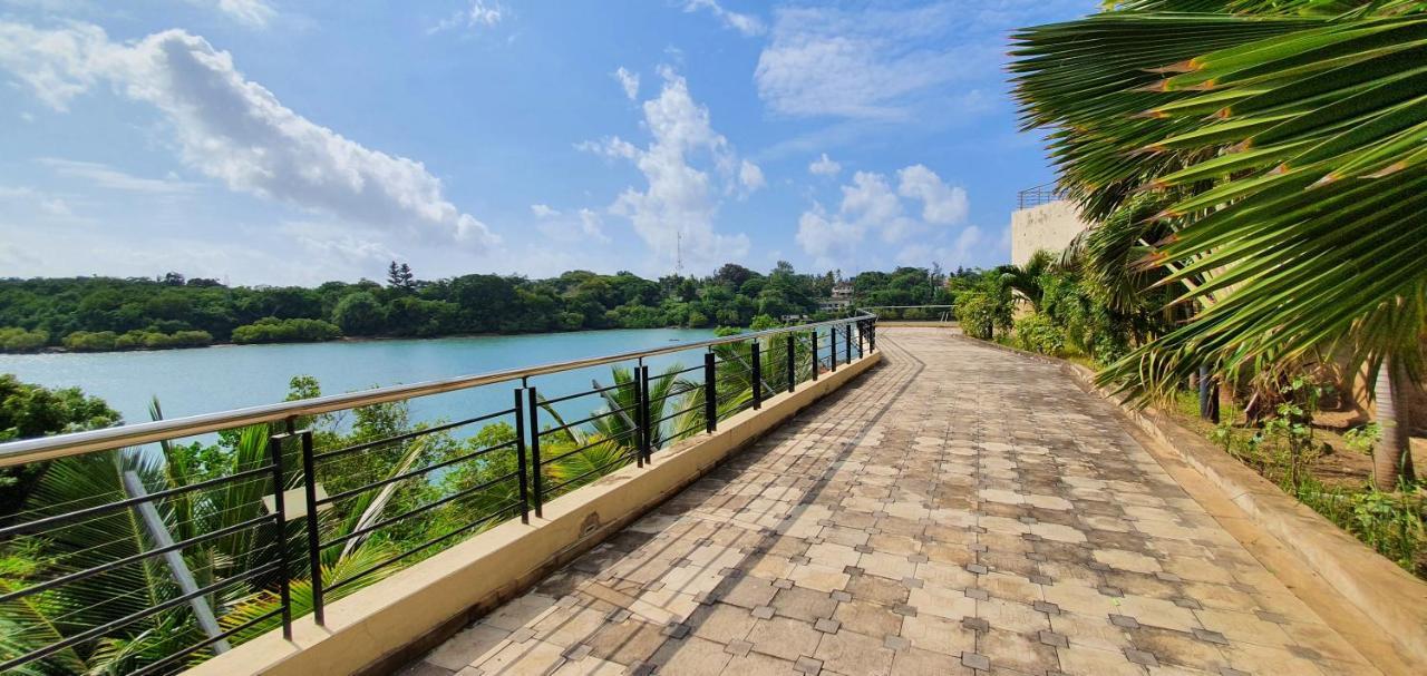 Penthouse Five - The Beautiful 3Br En-Suite Apt Mombasa Dış mekan fotoğraf